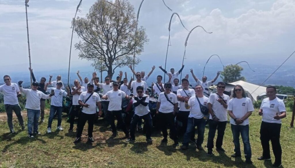 69d1db37474fa_1000337885